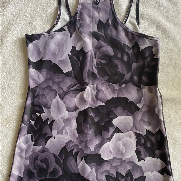 Yoga top - Picture 2 of 2